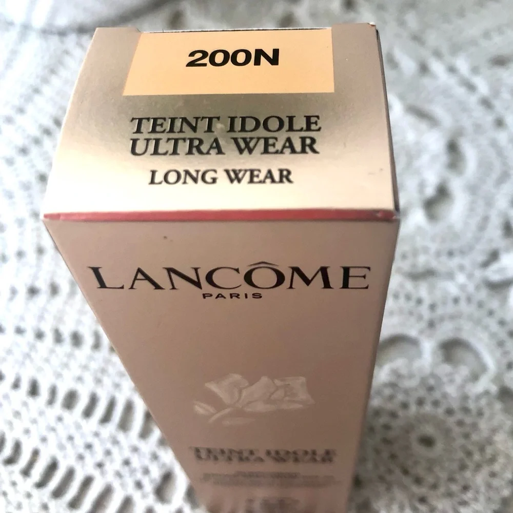 150-LANCÔME 200N TEINT IDOLE ULTRA 24H LONG WEAR MATTE FOUNDATION